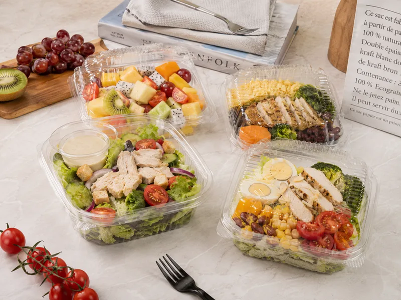 Clear salad clamshell packaging for fresh salads and ready-to-eat food