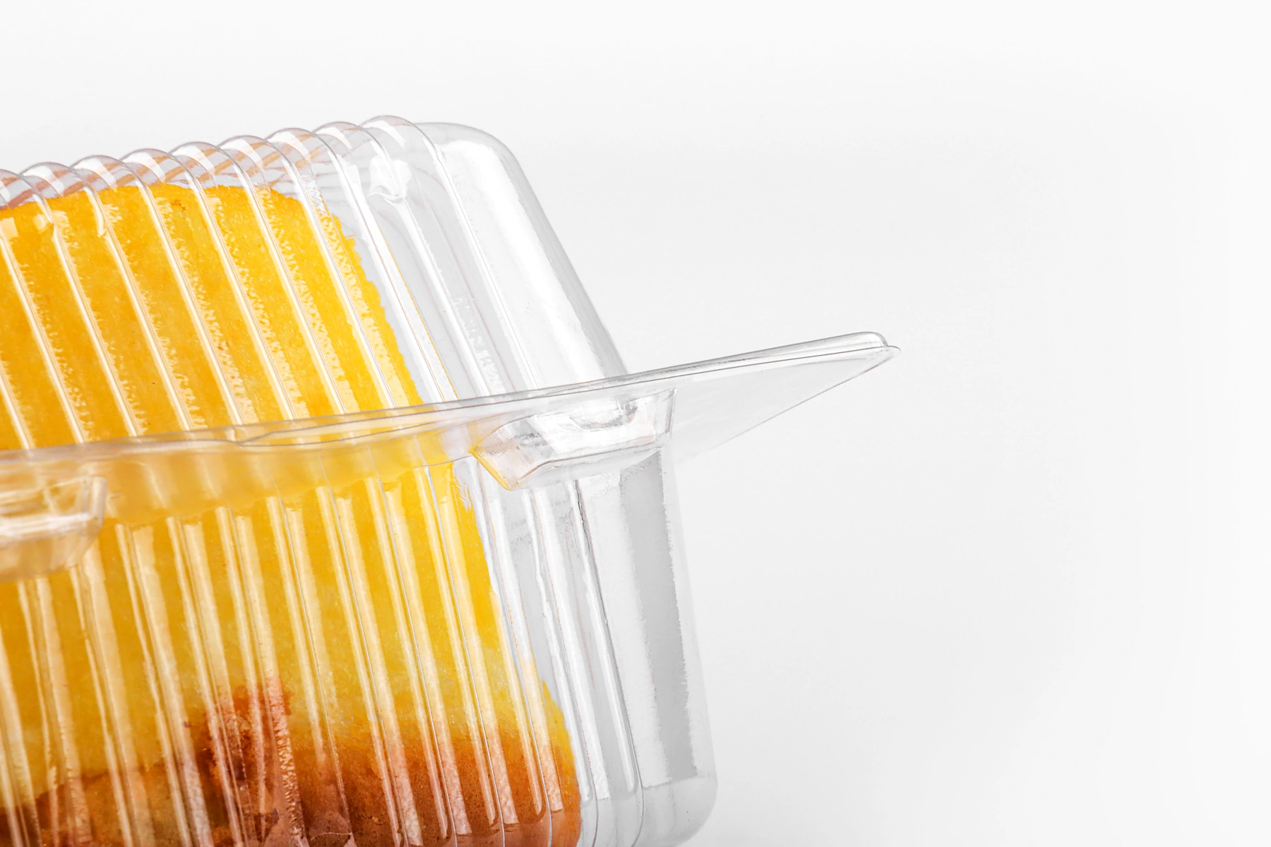 Plastic cake container open view