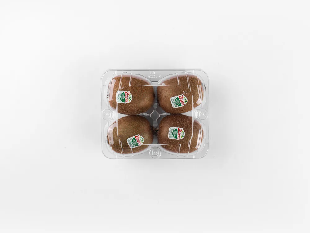 STL-014 kiwi clamshell container holding four fresh kiwis (white bg)