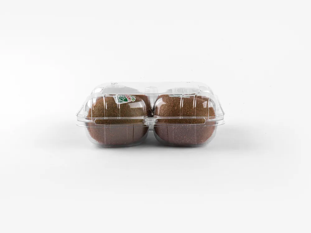 STL-014 kiwi clamshell container holding four fresh kiwis (white bg)