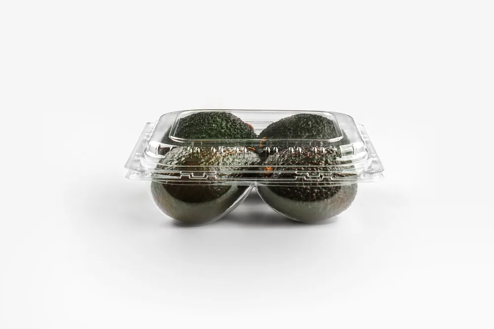 STL-014A 4-cavity avocado clamshell container holding four fresh avocados (white bg)