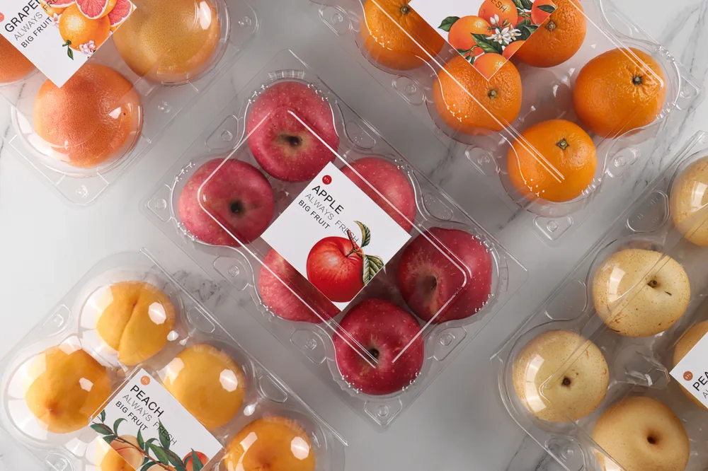 STL-AP6C 6-cavity apple clamshell container holding six fresh apples (white bg)