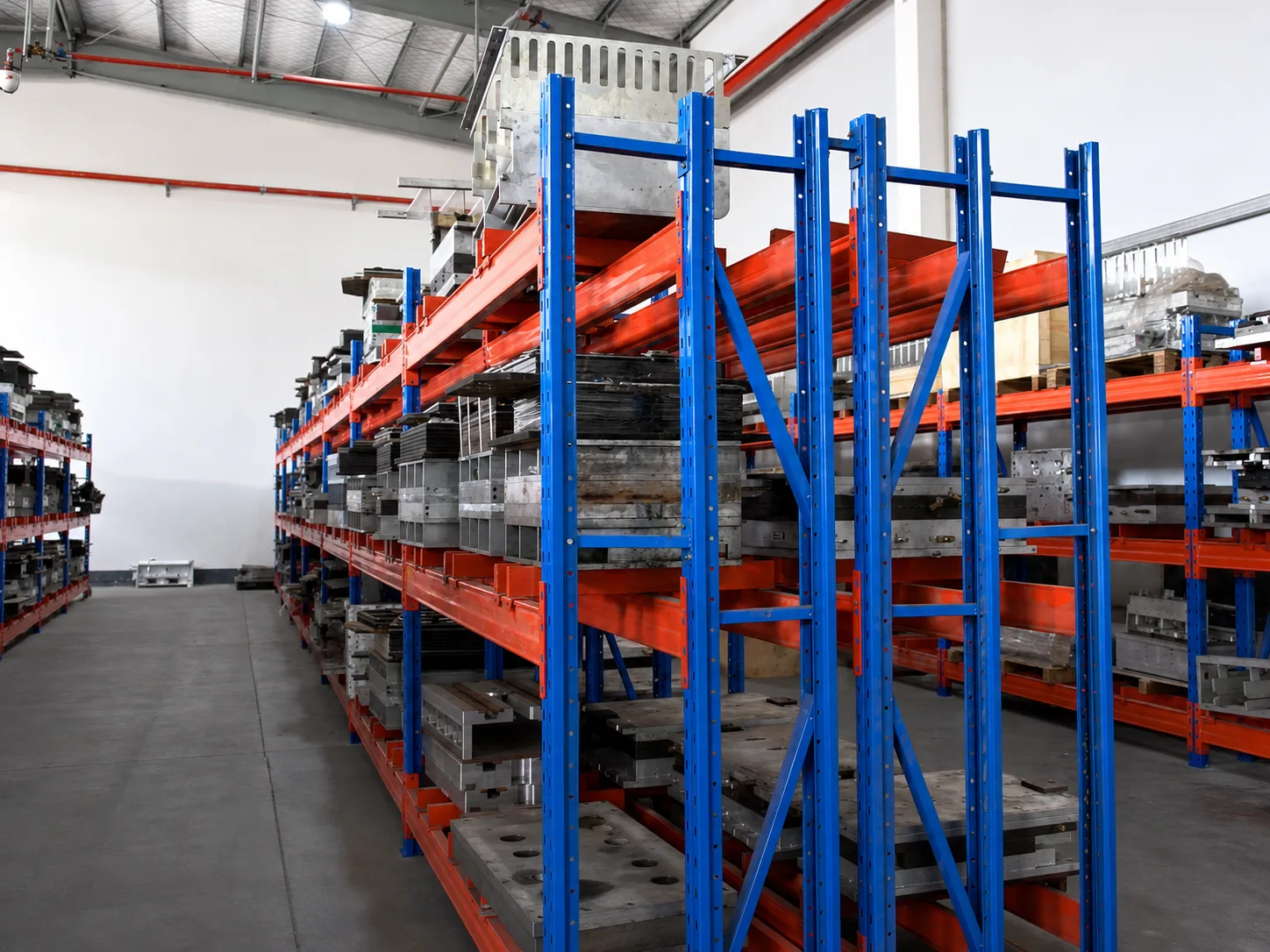 Mold warehouse at StlPak factory